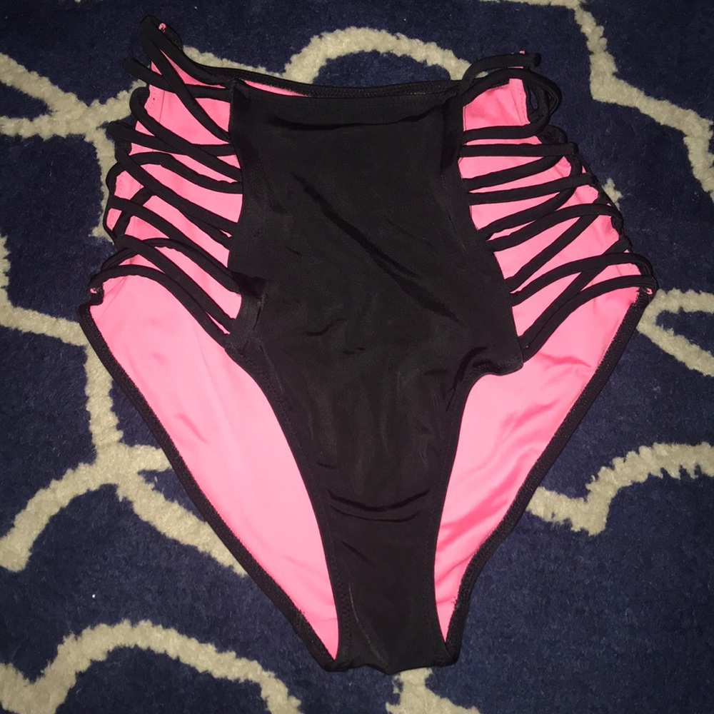 Women’s bikini bottoms